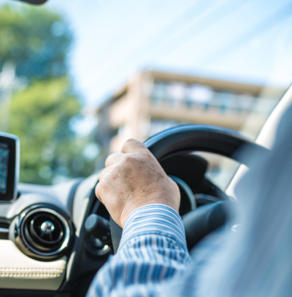 増加傾向にある高齢者の運転事故の要因とは？ 認知症ねっと